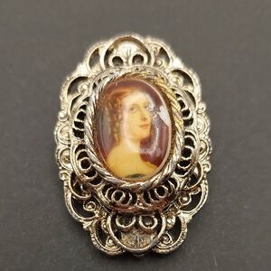 GERRY's Portrait Cameo Brooch Pin Ornate Domed FVC